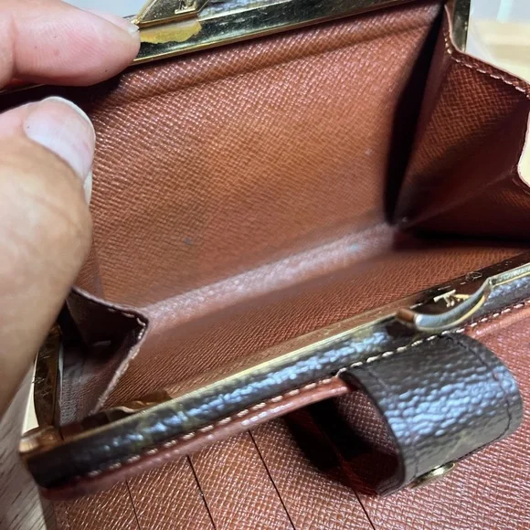 Louis Vuitton Brown Monogram Snap Wallet Snappy - Picture 11 of 17